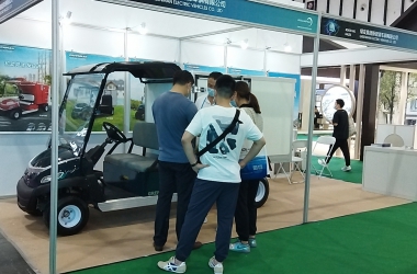 平博pinnacle电动布草车 亮相2022年上海国际酒店设计与用品展会